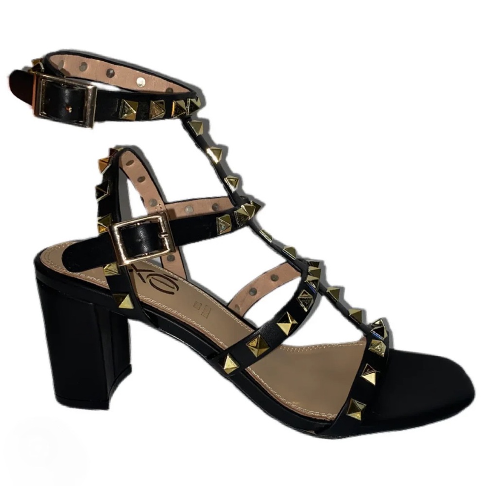 NWT Exe Carol Black and Gold Studded Heel with Ankle Buckle Strap EU Size 39